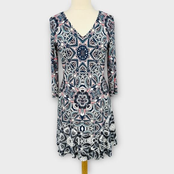 Eliza J Flounce Hem Shift Jersey Dress Size 12 Paisley Medallion Print V-Neck - Picture 6 of 16